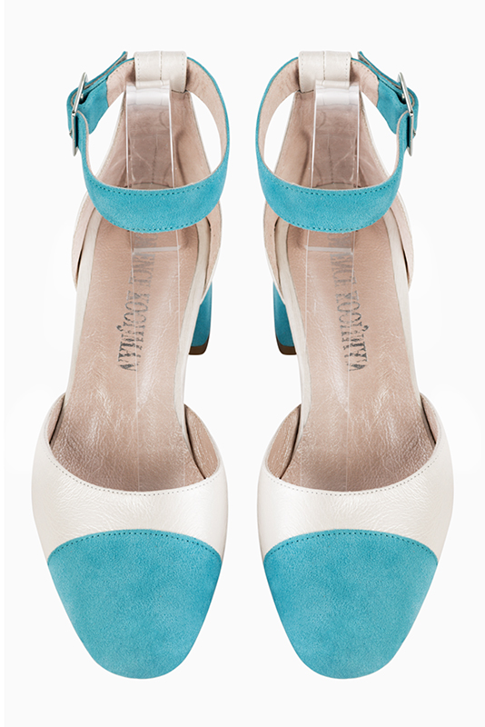 Turquoise blue and off white women's open side shoes, with a strap around the ankle. Round toe. Low flare heels. Top view - Florence KOOIJMAN